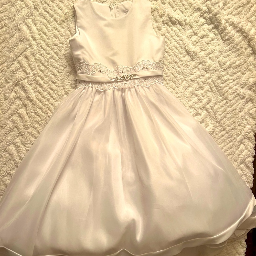 Joan Calabrese size 7 Communion gown, worn once!